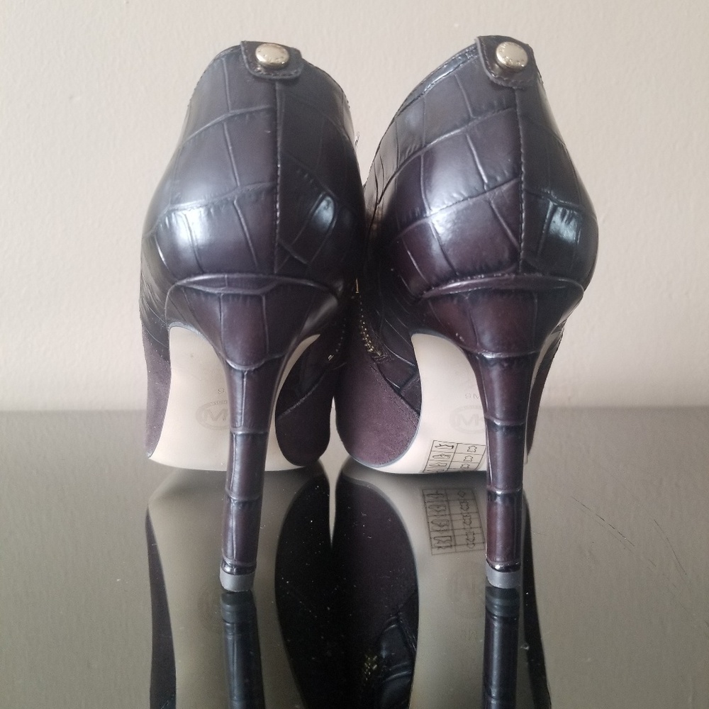 MICHAEL Michael Kors Sammy Ankle Boot, Size 9 - Picture 4 of 8